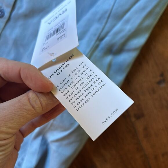 NWT RVCA lightweight denim button up shirt - Picture 7 of 13
